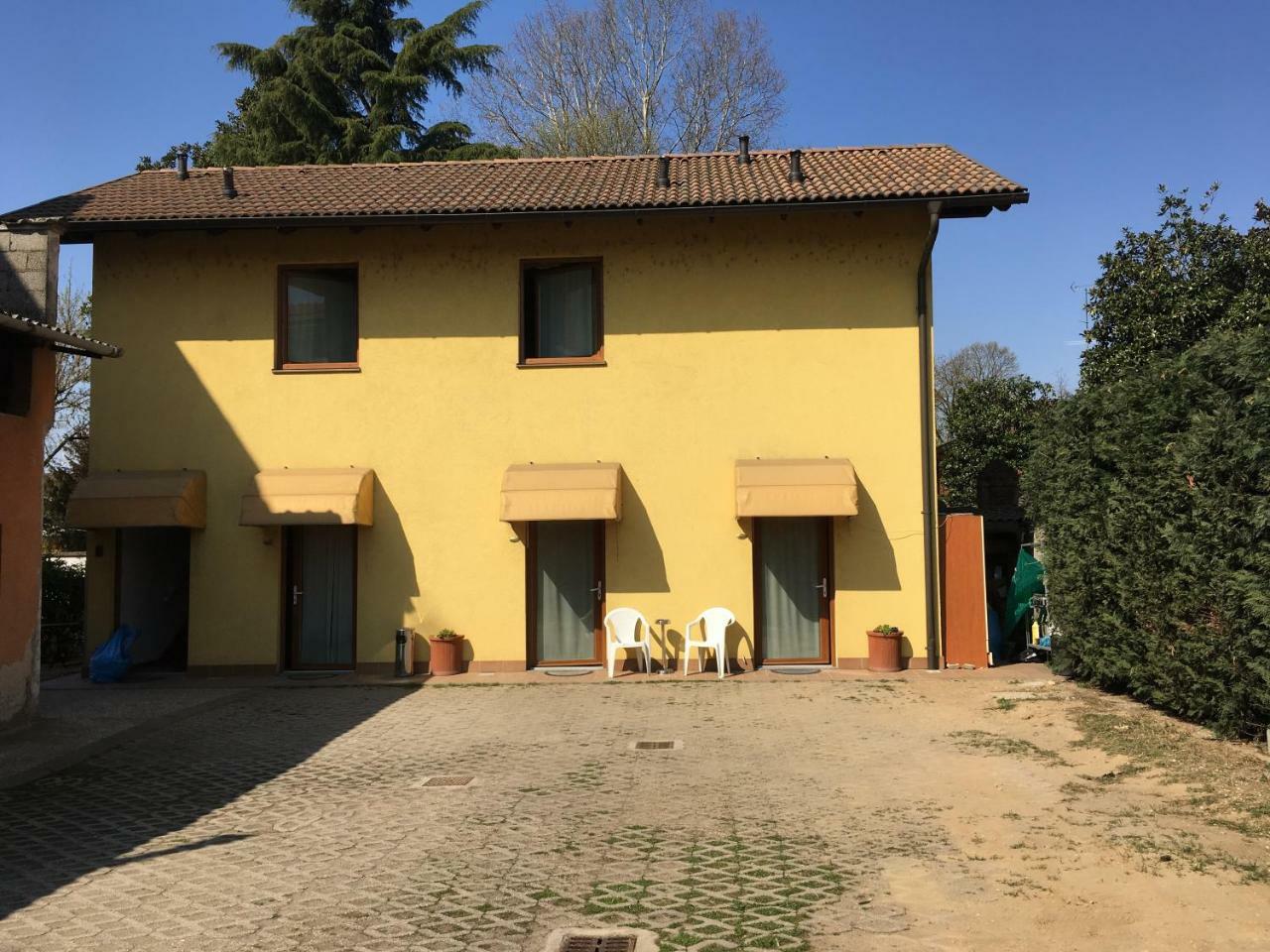 Hotel Il Pino Garlasco Екстер'єр фото